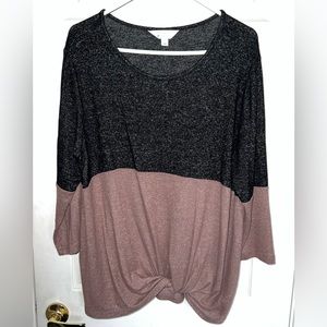 Lightweight 3/4 sweater top size xl